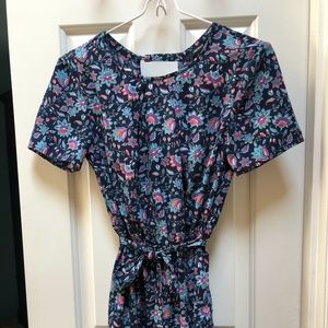 Forever 21 short sleeve blue paisley dress